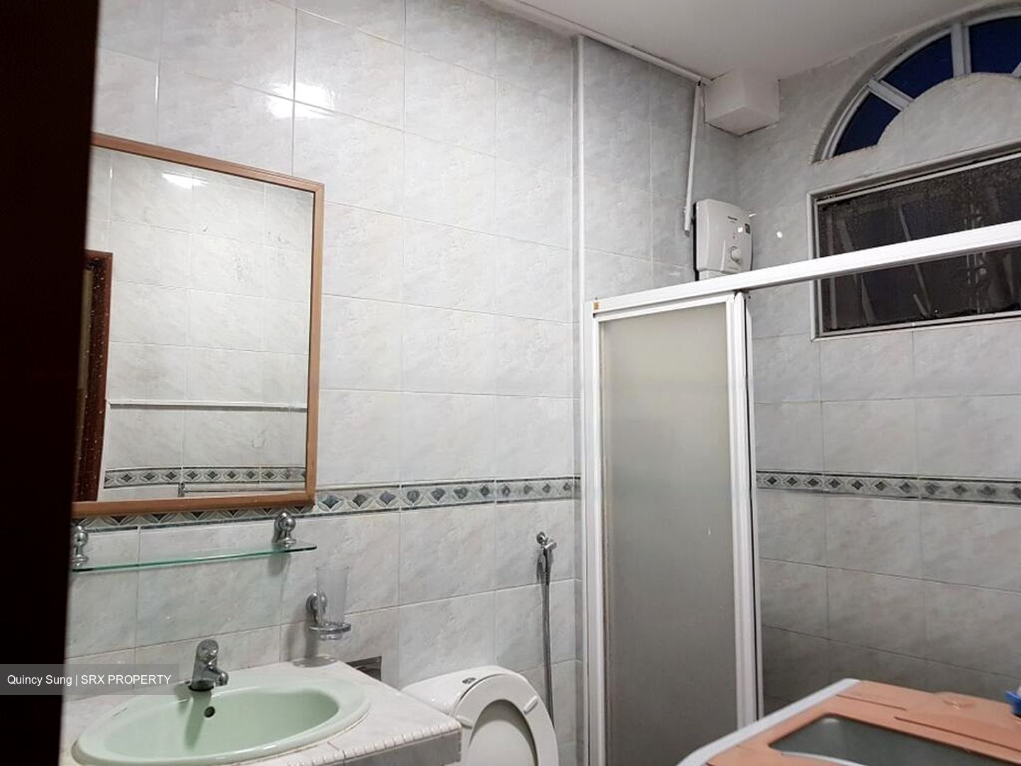 Onan Road (D15), Terrace #636014561